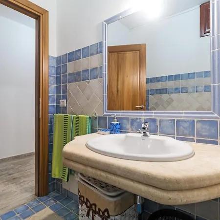 Casa Tzia Maria Apartment *